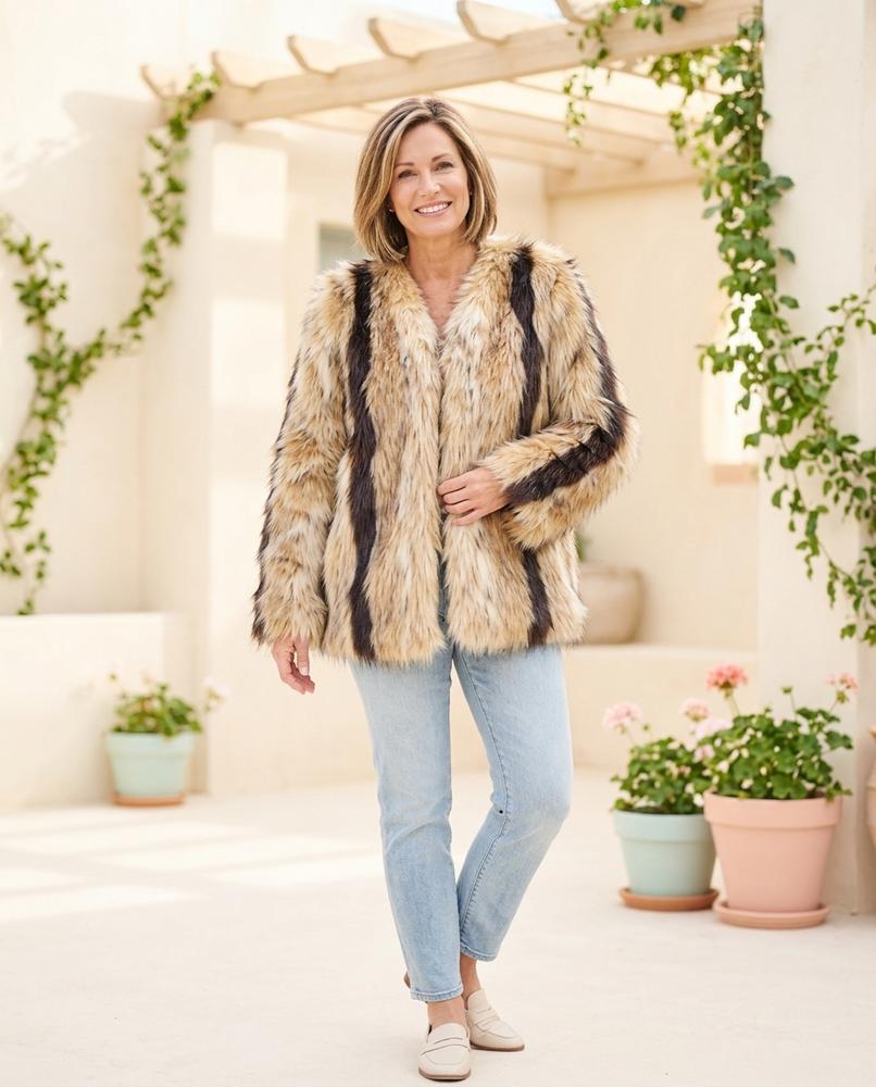 ExpressOutlet24 - Kevar | Faux Fur Striped Jacket Women