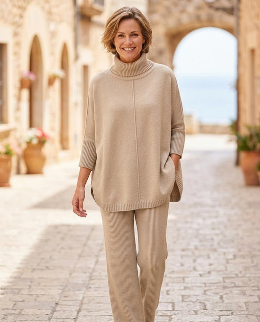 ExpressOutlet24 - Kedar | Knitted Turtleneck Suit Women