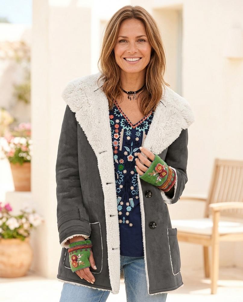 ExpressOutlet24 - Veram | Corduroy Sherpa-Lined Coat Women