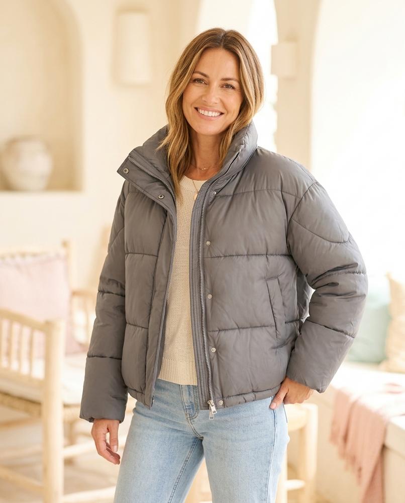 ExpressOutlet24 - Lymor | Quilted Hooded Jacket Women