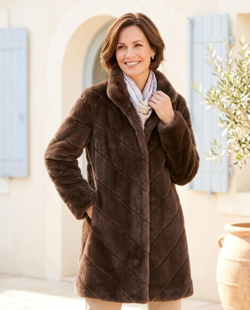 ExpressOutlet24 - Tasen | Textured Faux Fur Coat Women