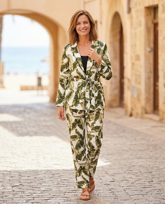 ExpressOutlet24 - Vopod | Printed Belted Suit Women