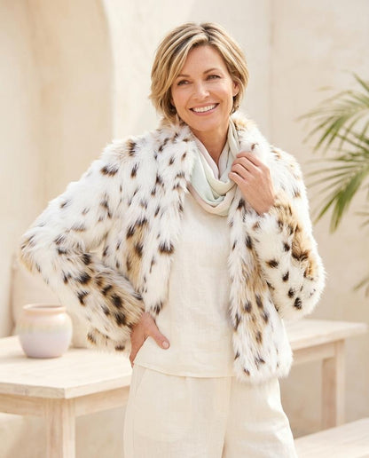 ExpressOutlet24 - Manus | Faux-Fur Lapel-Collar Jacket Women